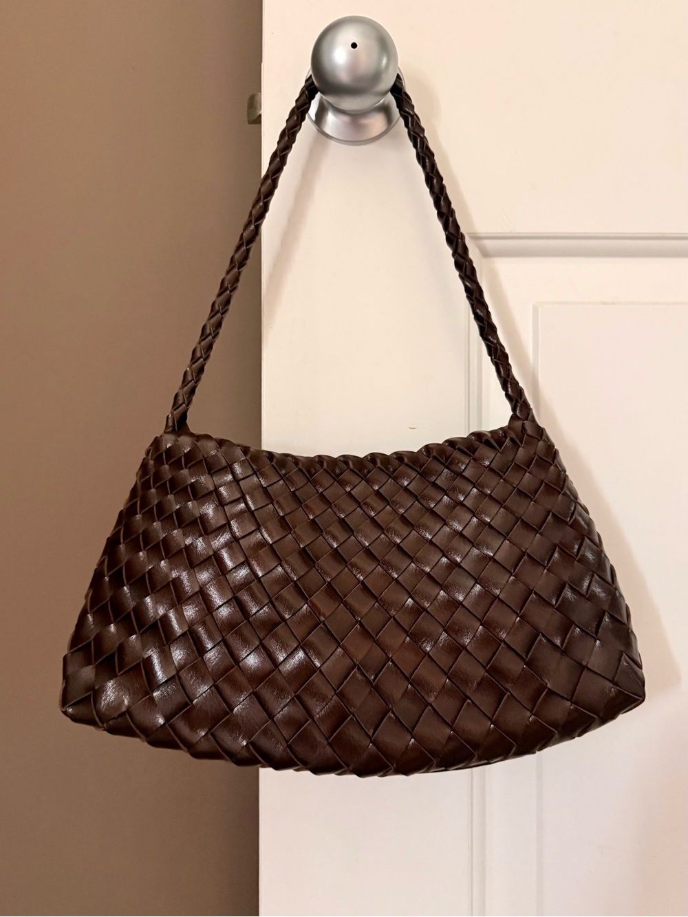Woven Brown Shoulder Bag - Picture 4 of 4